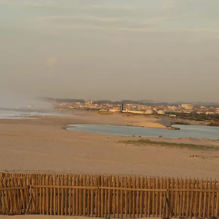 Beautiful Facing The Sea בית נופש
